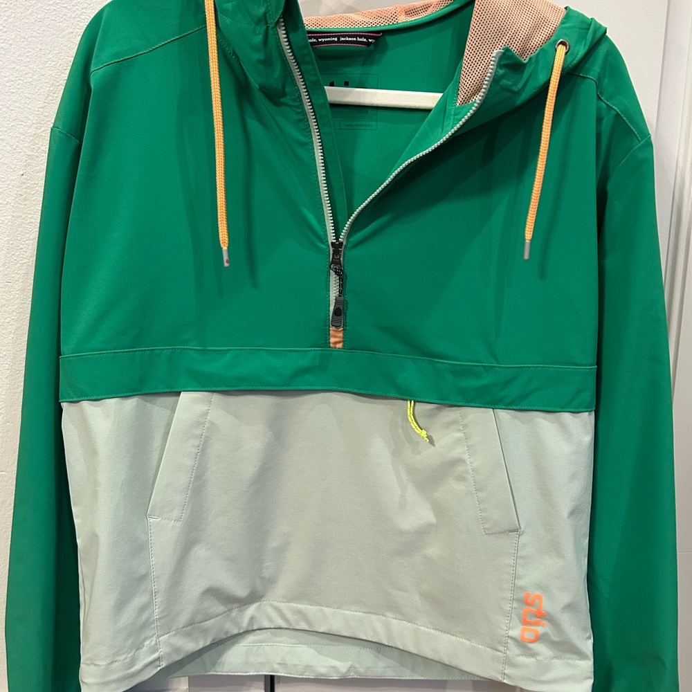 NEW Stio Softshell pullover, Women’s Size XS, waterproof